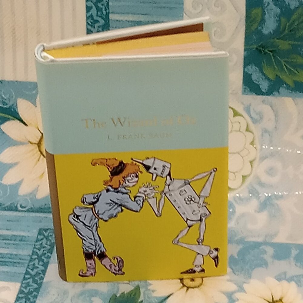 The WIZARD of OZ MINI HC Blue BOOK Macmillan Collector's Special Unabridged 6"